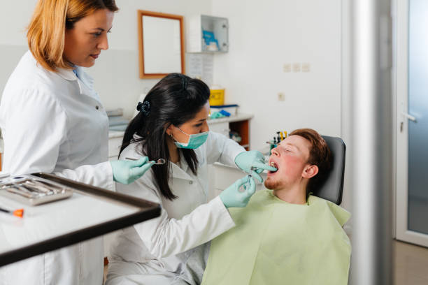 Best Emergency Tooth Extraction in Helena, OK